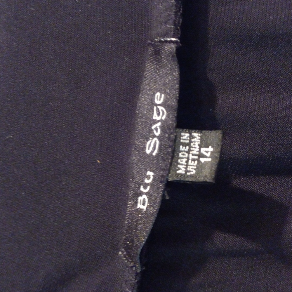Linen Dress - Picture 3 of 3
